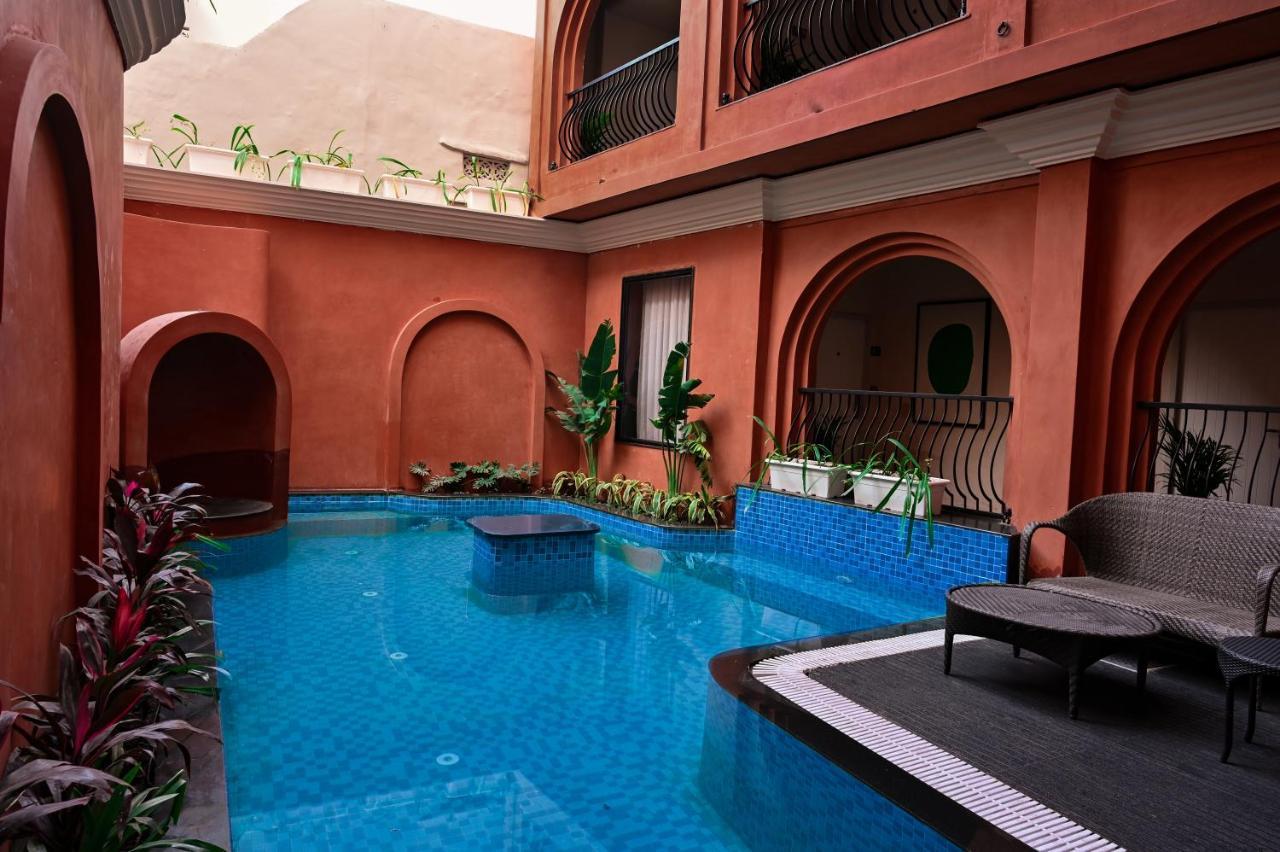 The Red Pier By Downtown Udaipur Hotel Buitenkant foto